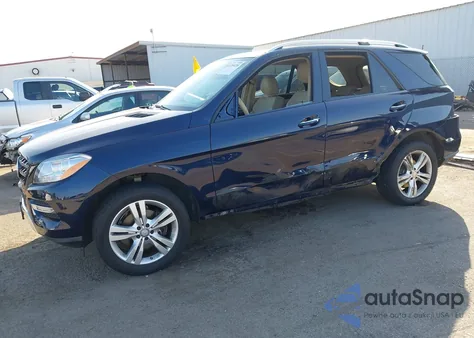 2015 Mercedes-Benz Ml 350 z USA, uszkodzony, nr VIN 4JGDA5JBXFA540269